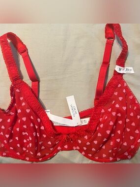 Victoria's Secret Red & Pink Heart-Print Unlined Bra